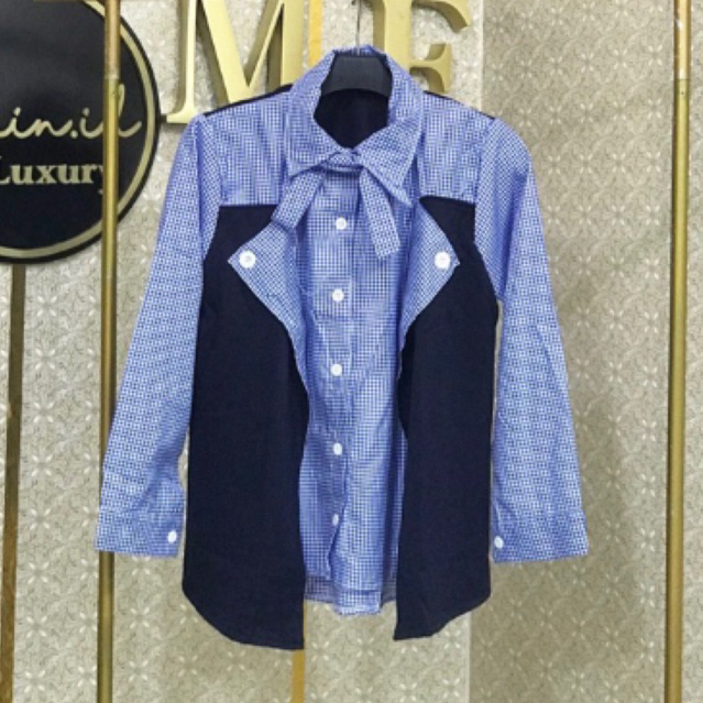 kemeja wanita navy motif kotak CUCI GUDANG