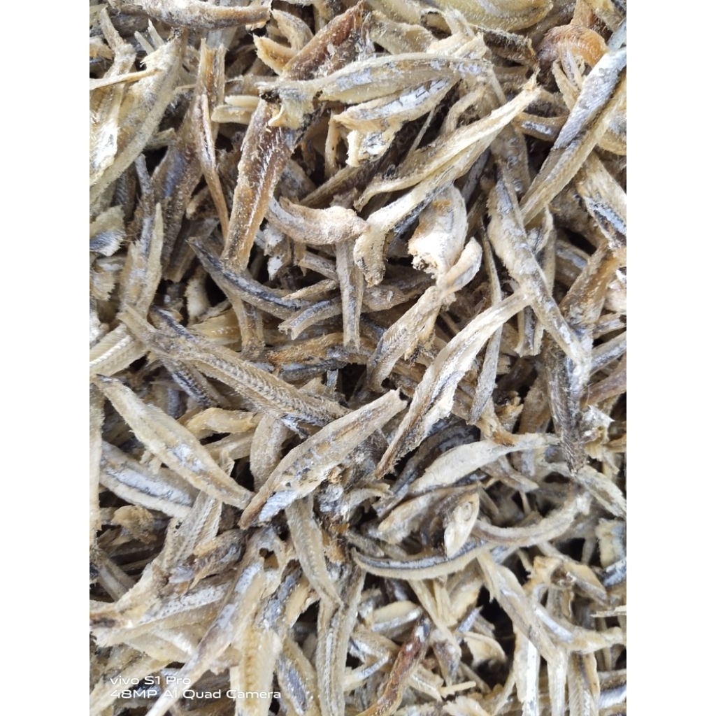 

Ikan teri belah cantik berat 100g