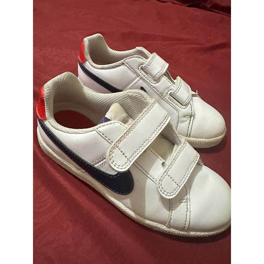 Sepatu sneakers nike putih anak original preloved