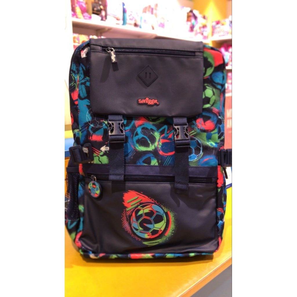 Tas smiggle anak laki laki