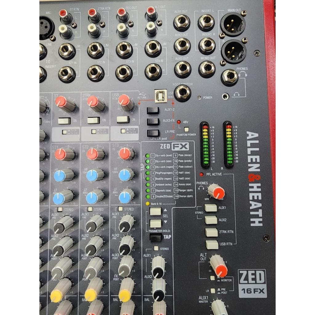 Mixer Audio Allen Heath ZED 16 FX / Allen & Heath ZED16FX / ZED 16FX GRADE A