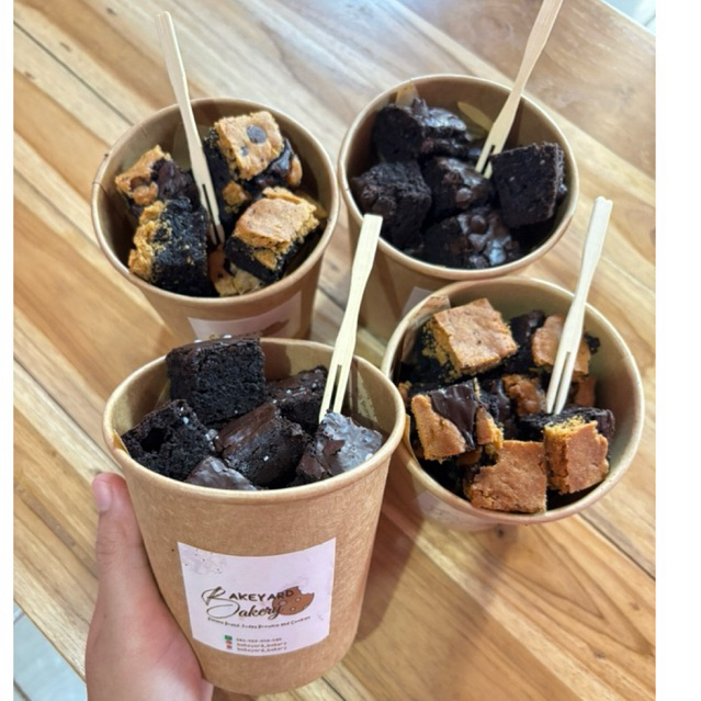 

BROWNIES BITES CUP 16 oz PREMIUM BROWNIES
