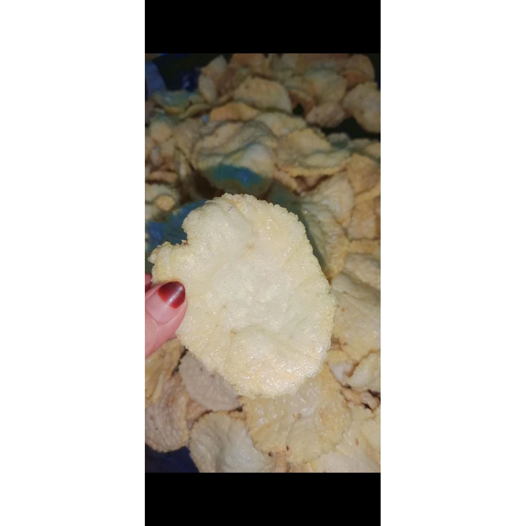 

Kerupuk Bawang ketumbar ENAK dan GURIH 250g