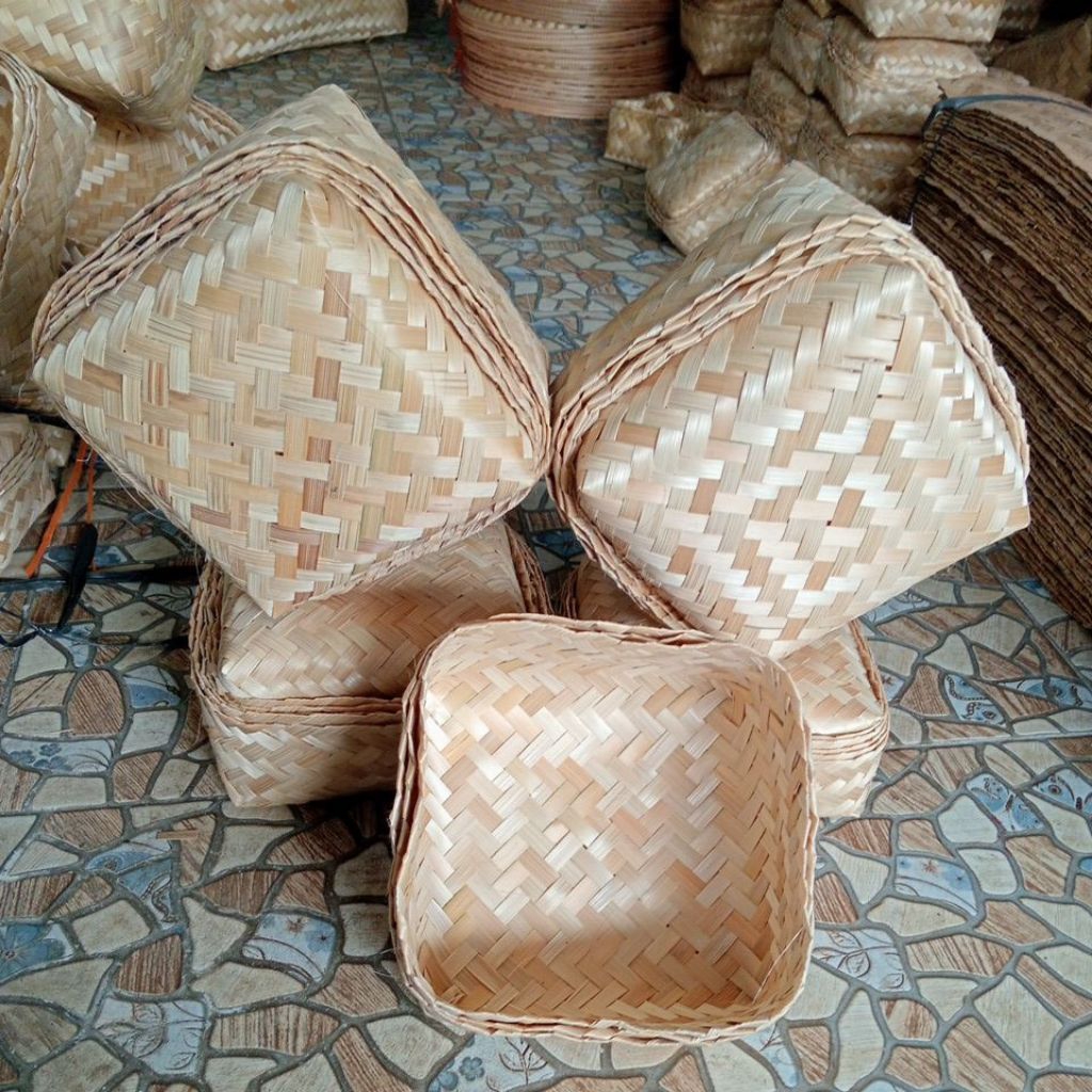 besek bambu 20x20 sepasang grosir besek box nasi dan kotak Hampers