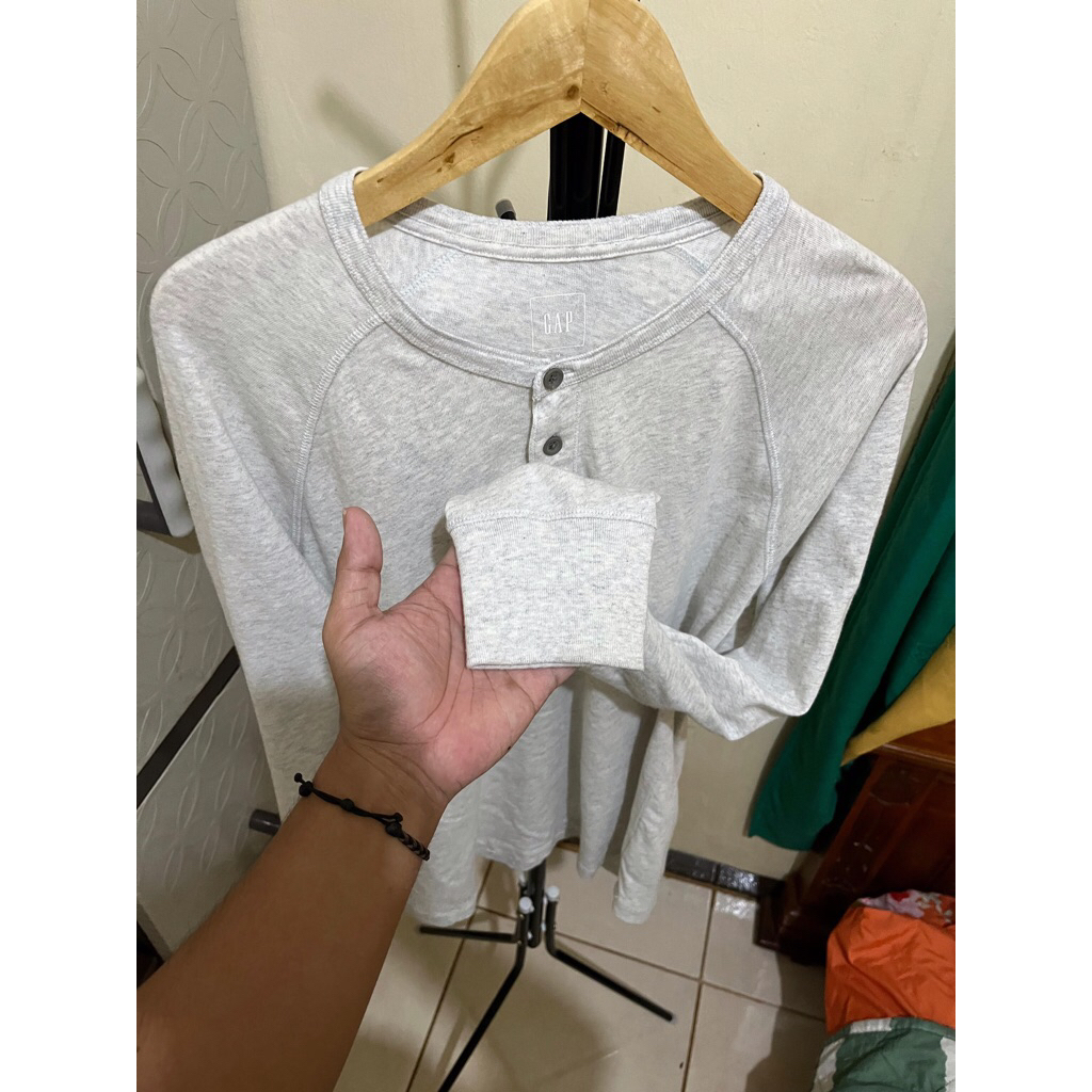 kaos lengan panjang GAP original