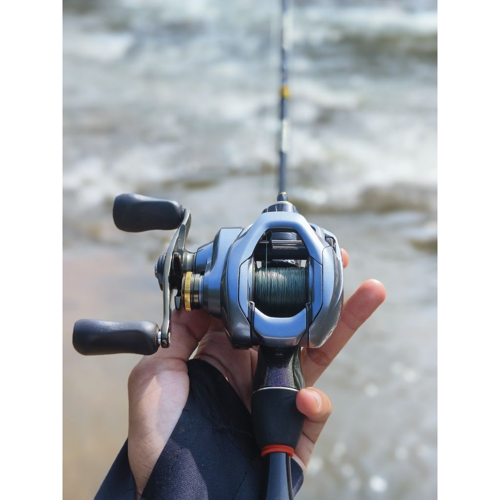 Reel Shimano Curado DC 151XG