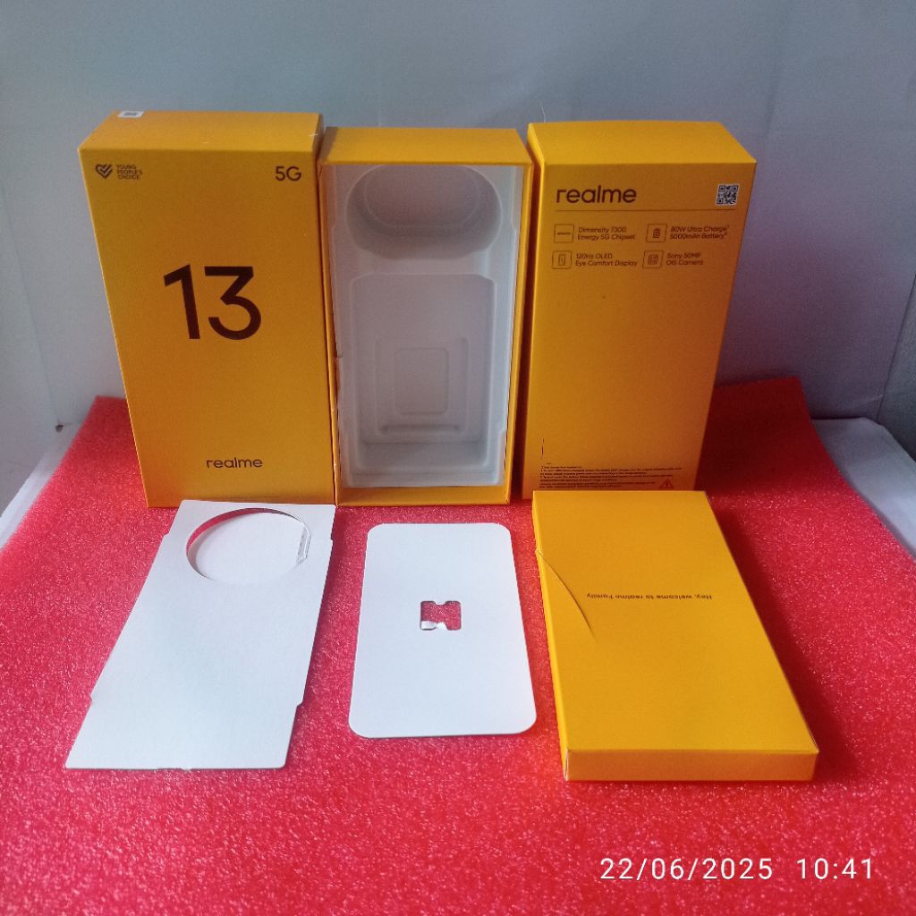 

KARDUS BOX HP REALME 13'5G ORIGINAL