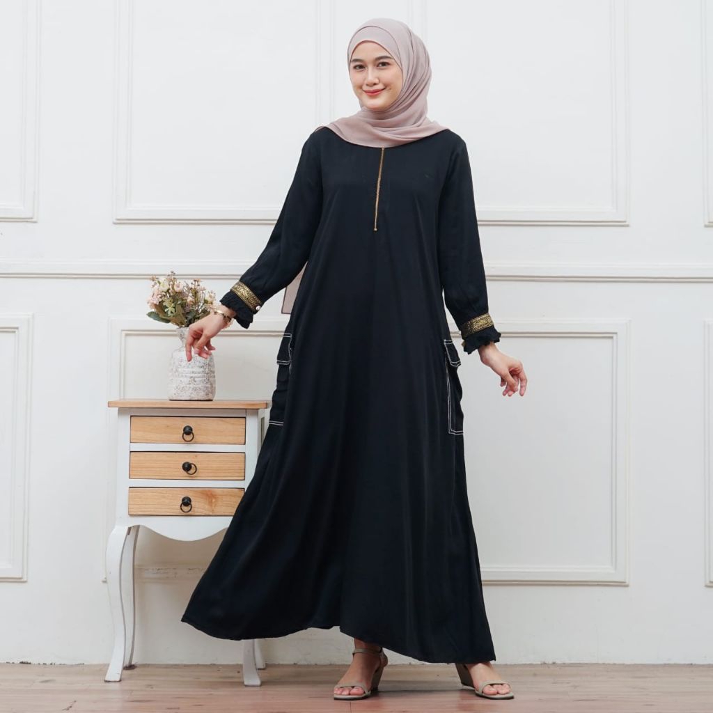 GAMIS HITAM RENDA RAYON TWILL CANTIK
