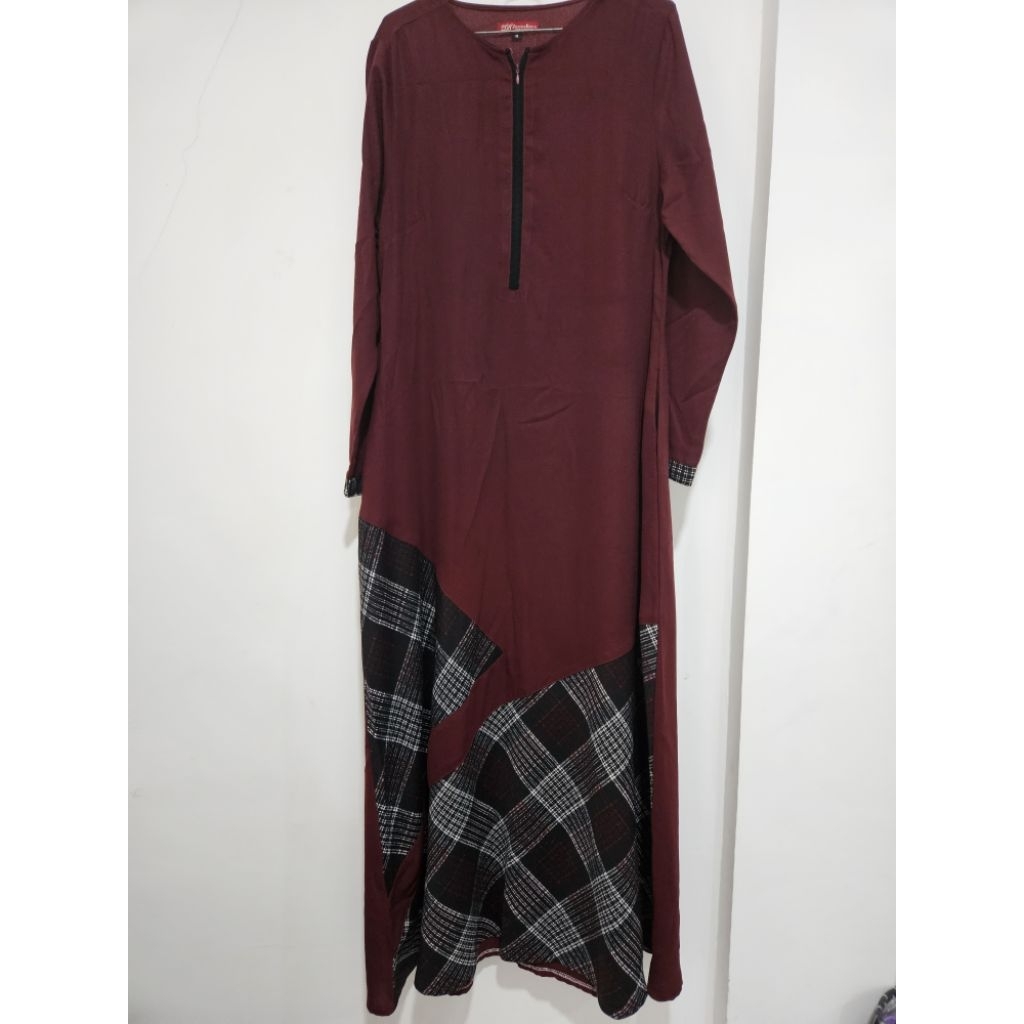 PRELOVED GAMIS ABAYA HEAVEN LIGHTS BY ZERINA BANU ( HL by ZB) size M