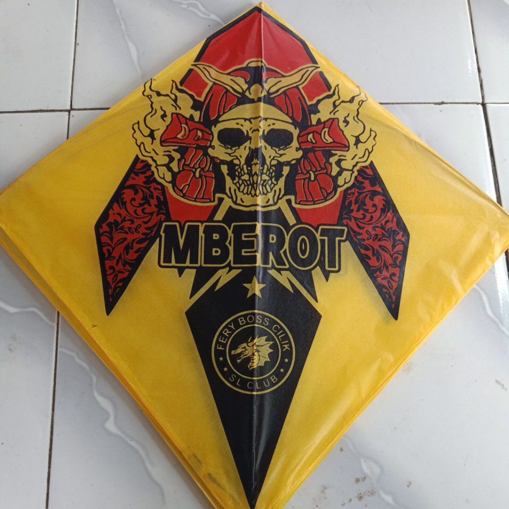 Layang - Layang Sukhoi Super