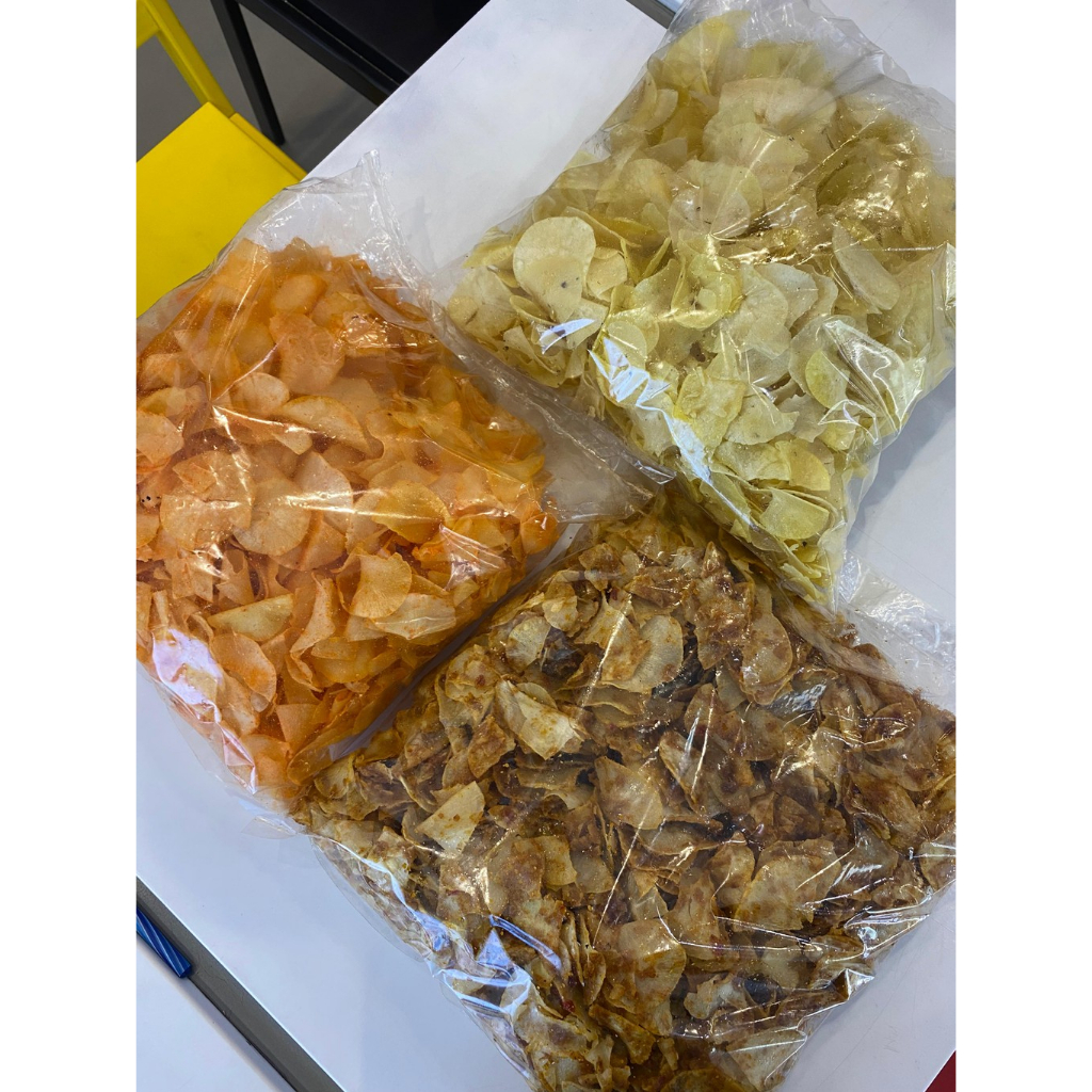 

Keripik Singkong AJOER 500 gram Original, Balado, Pedas Manis