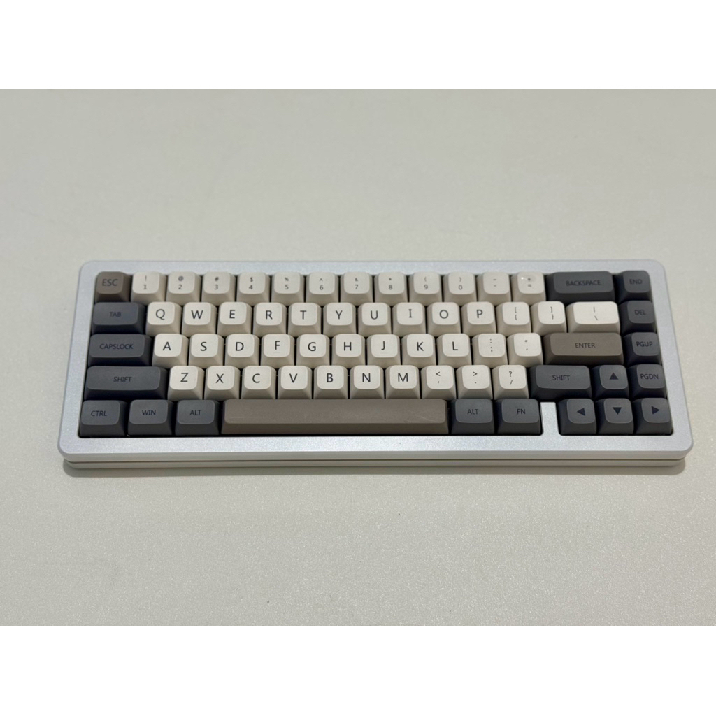 Custom Mechanical Keyboard Akko SPR67