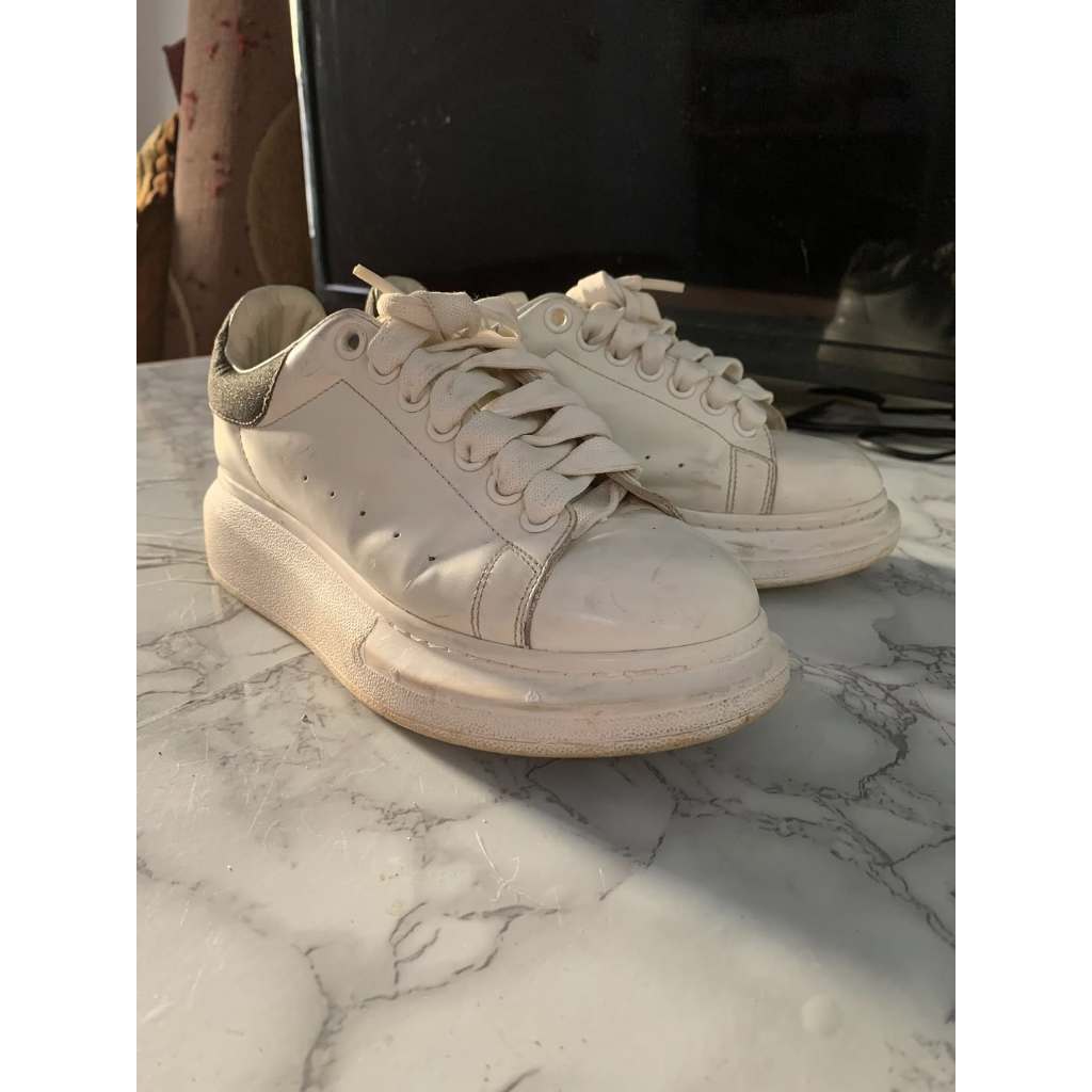 SEPATU WANITA ALEXANDER MCQUEEN