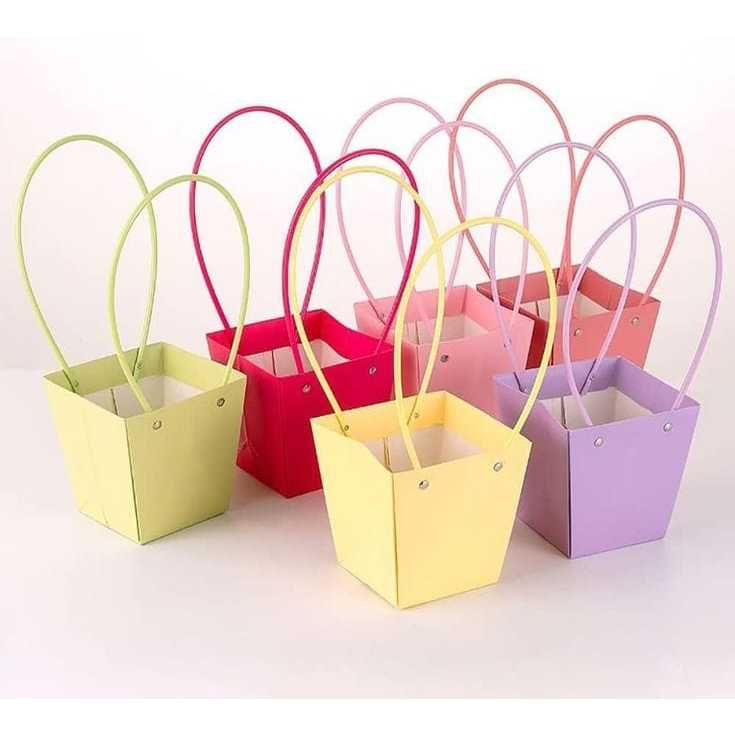 

PAPER BAG IMP 20X16X11 / PAPER BAG TEMPAT GIFT BUNGA / PAPER BAG CANTIK / TAS TENTENG