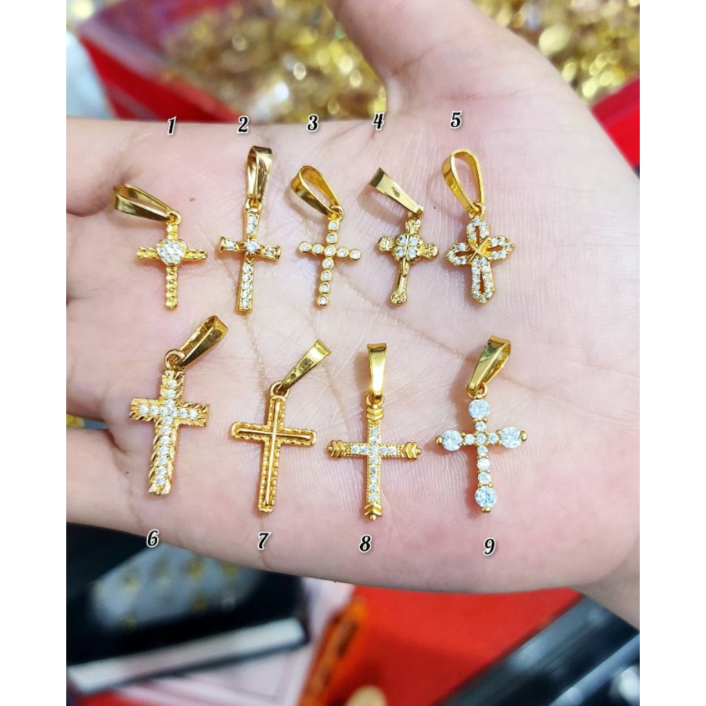 liontin salib logam 18k