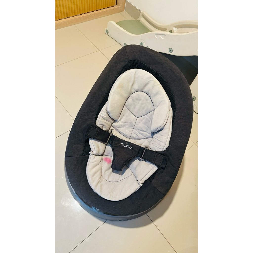 PRELOVED NUNA LEAF CURV 2019