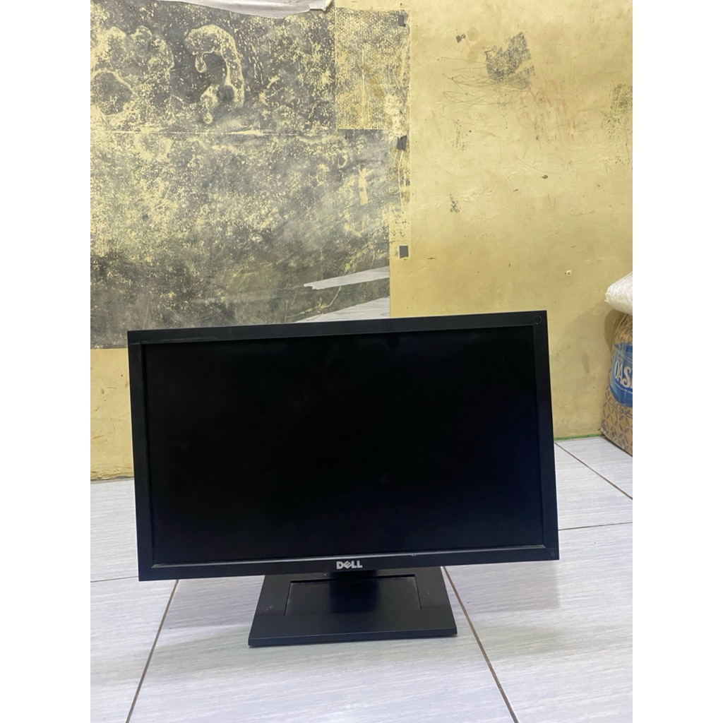 monitor 22 inci mulus bergaransi