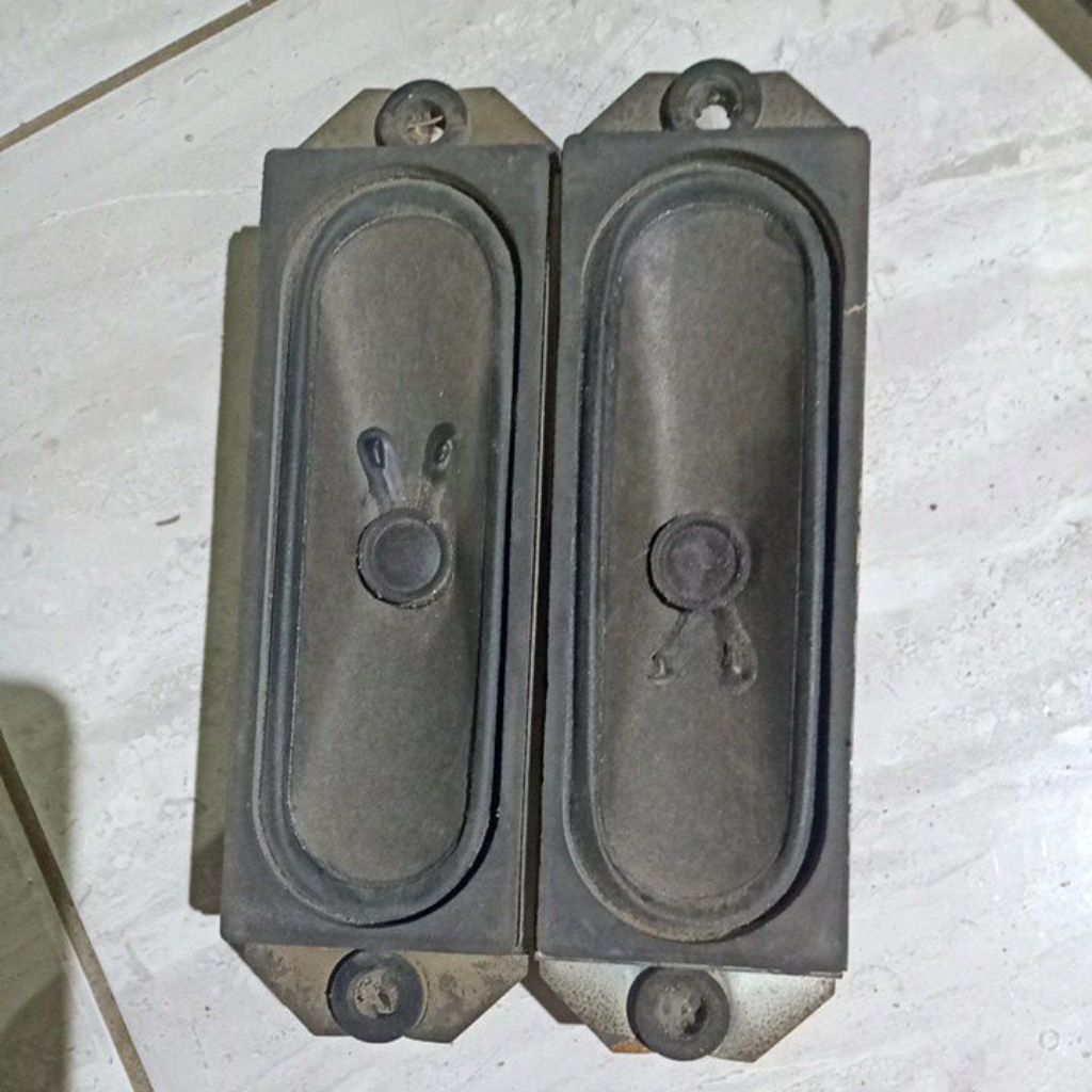 SPIKER TV TABUNG SLIM LG, POLYTRON