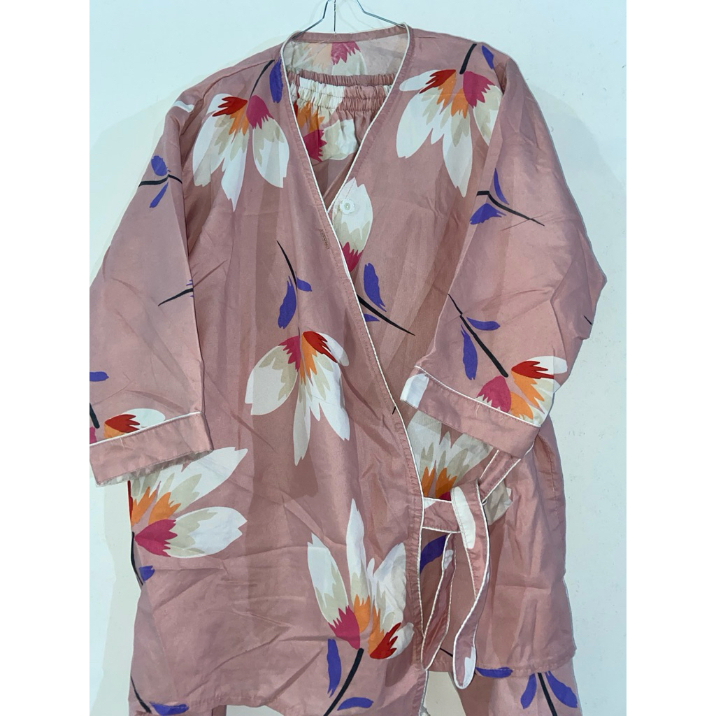 PRELOVED BAJU TIDUR KIMONO WARNA PINK