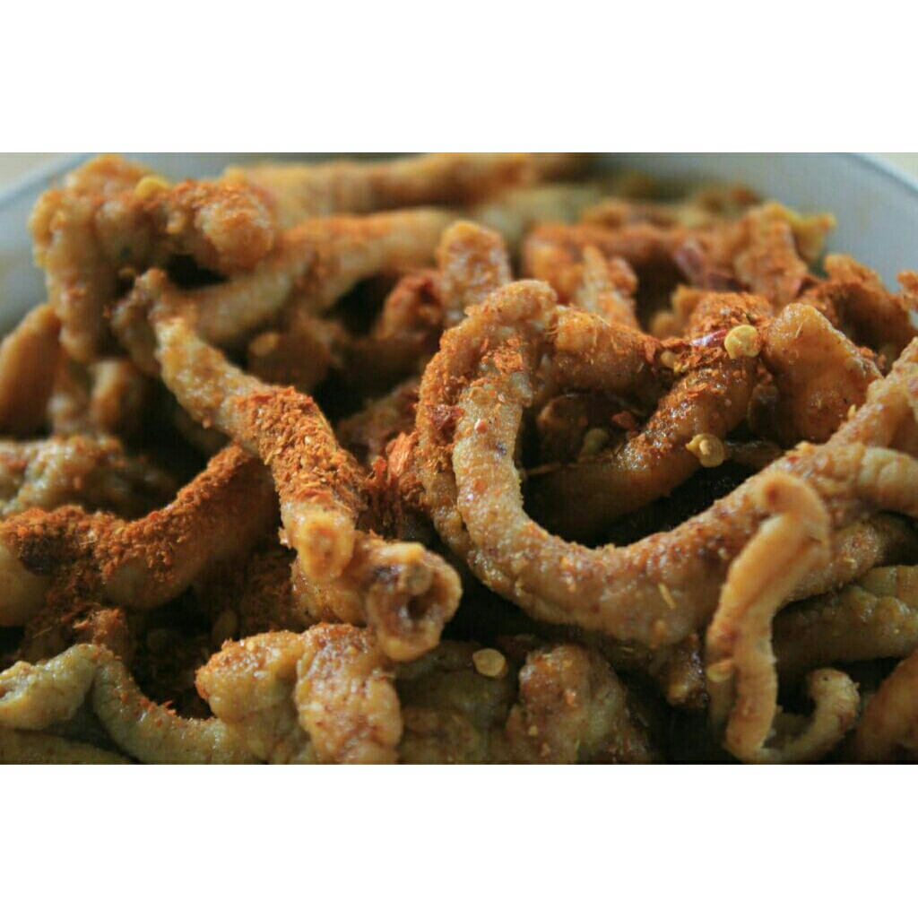 

usus krispy/kripik usus/usus pedas daun jeruk/usus asin original/kripik usus bumbu pedas daun jeruk