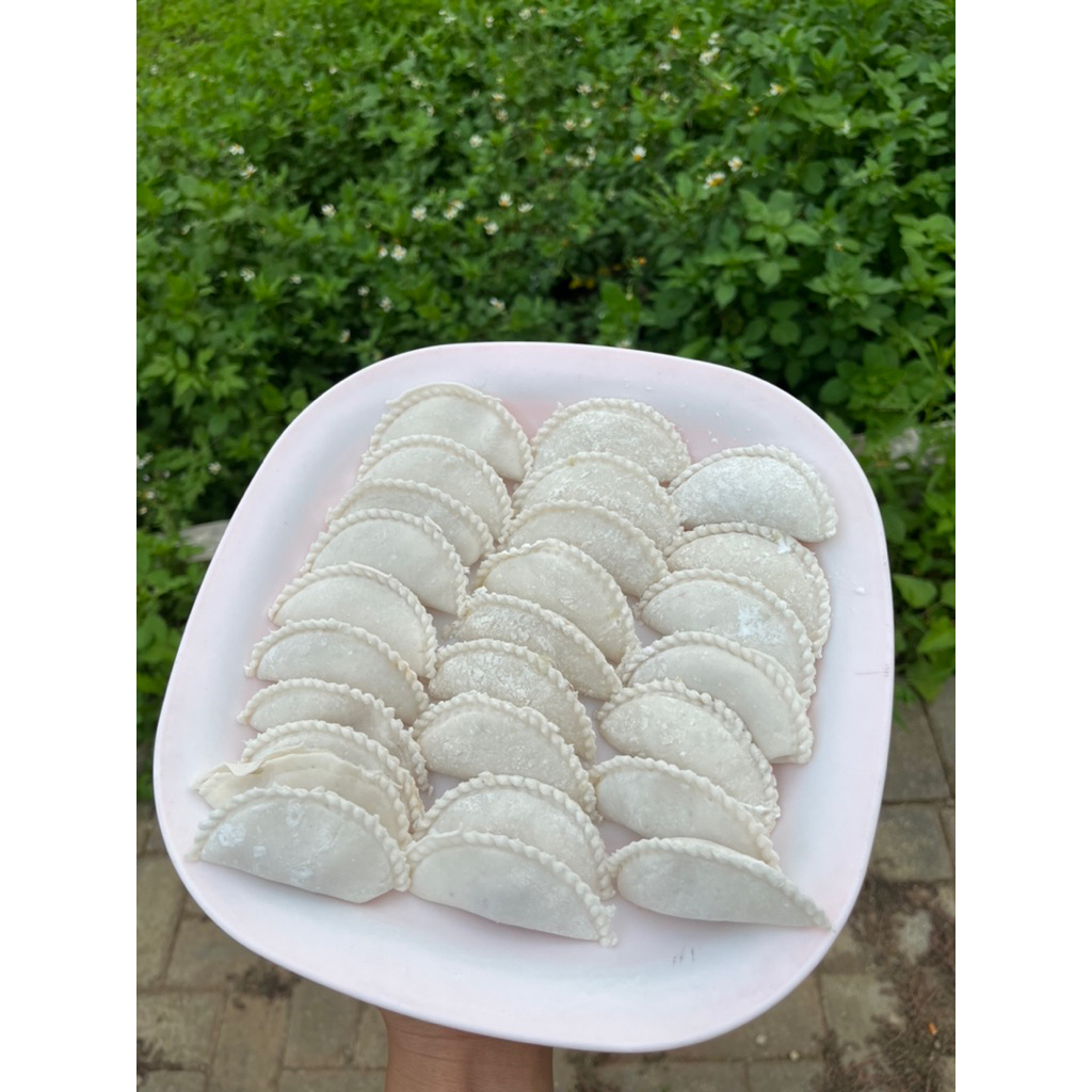 

Cireng Isi Prasmanan 1000 Gemoy Gemoy