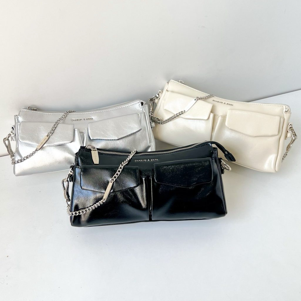 Tas CK selempang hitam putih silver