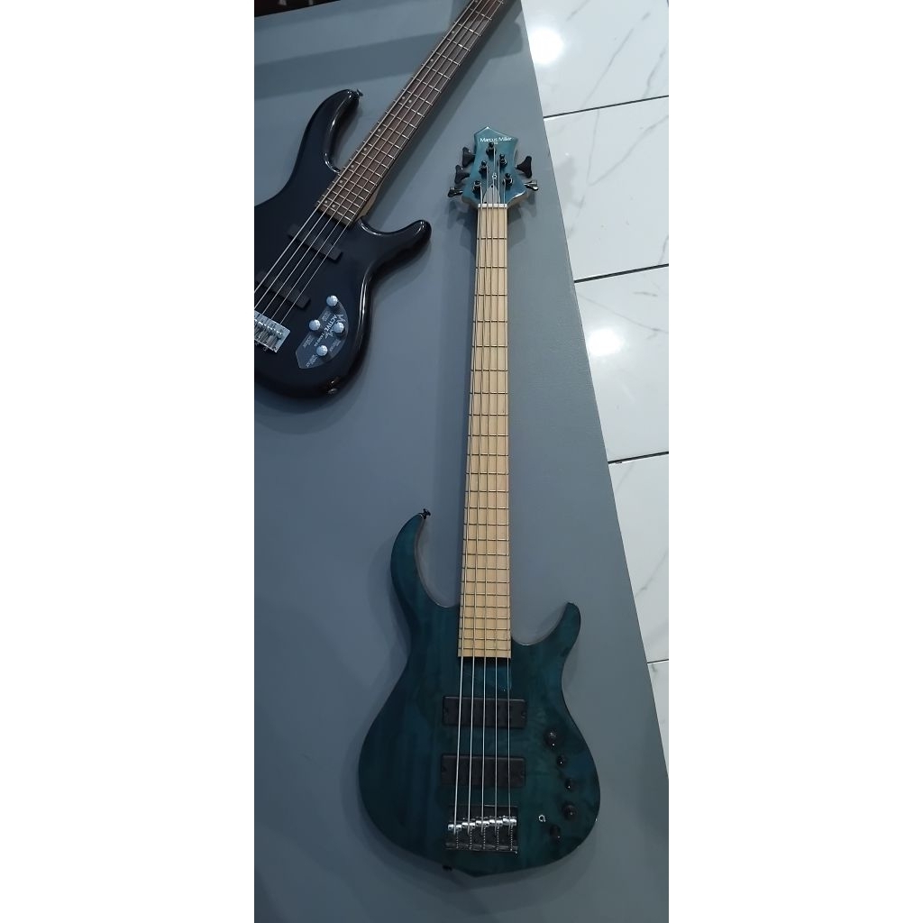 jual gitar bass sire m2 original 100 persen