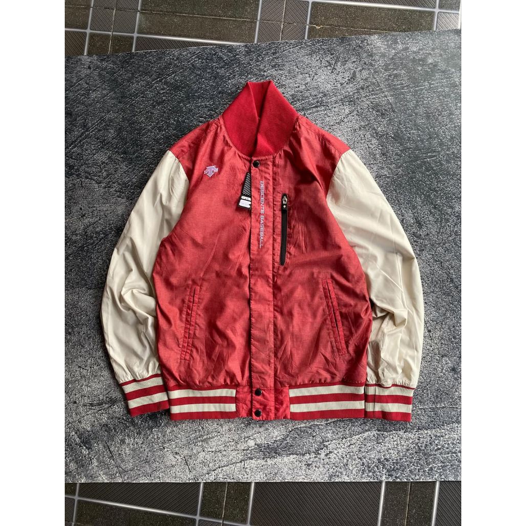 Bomber varsity Descente Authentic
