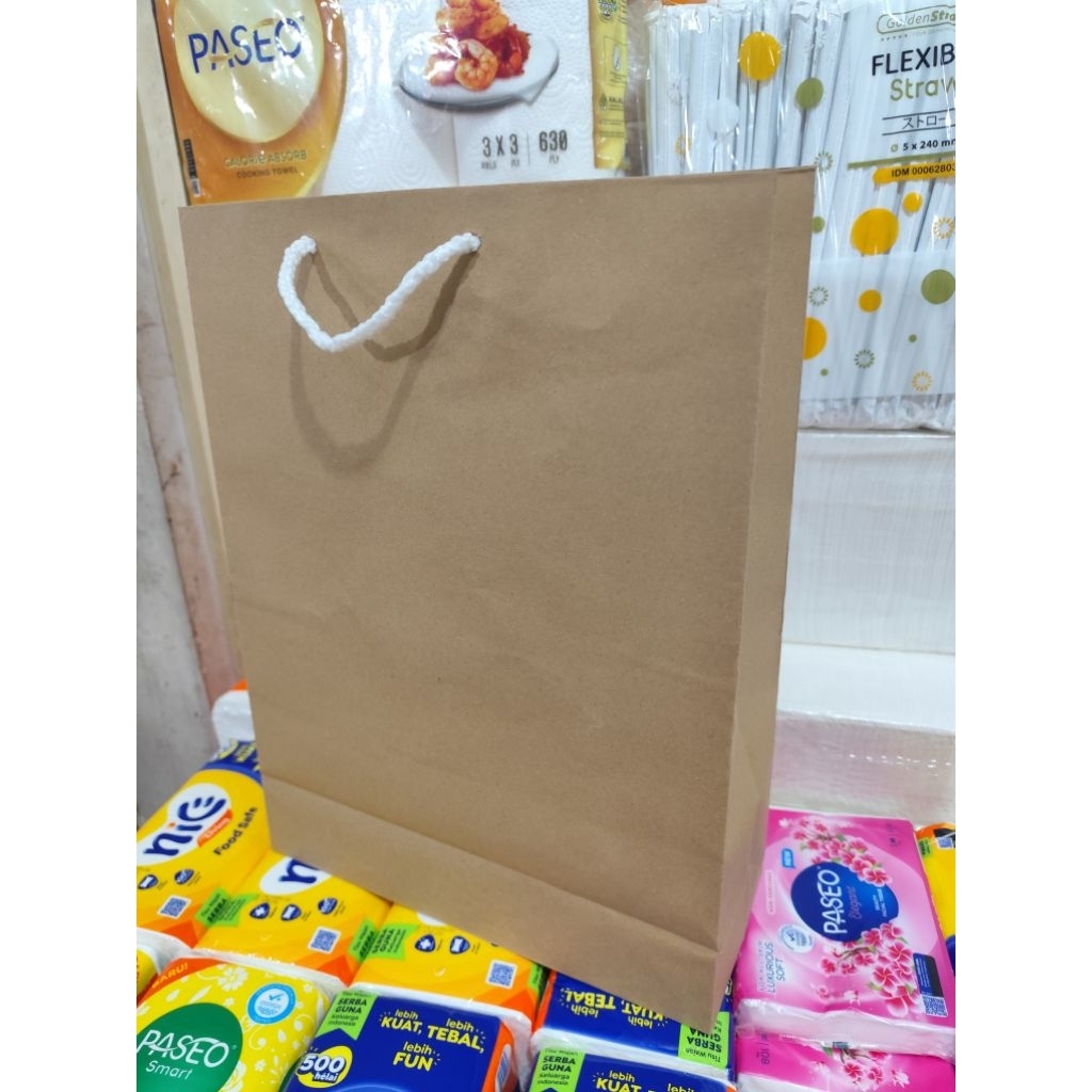 

paper bag xl polos coklat bahwa besar isi 12 pcs (30*12*40)