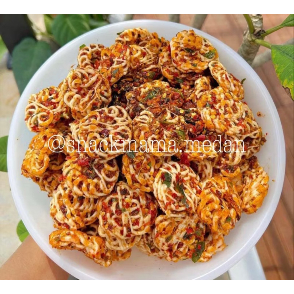 

SEBLAK KERUPUK RAFAEL PEDAS DAUN JERUK 500GR | SNACKMAMA