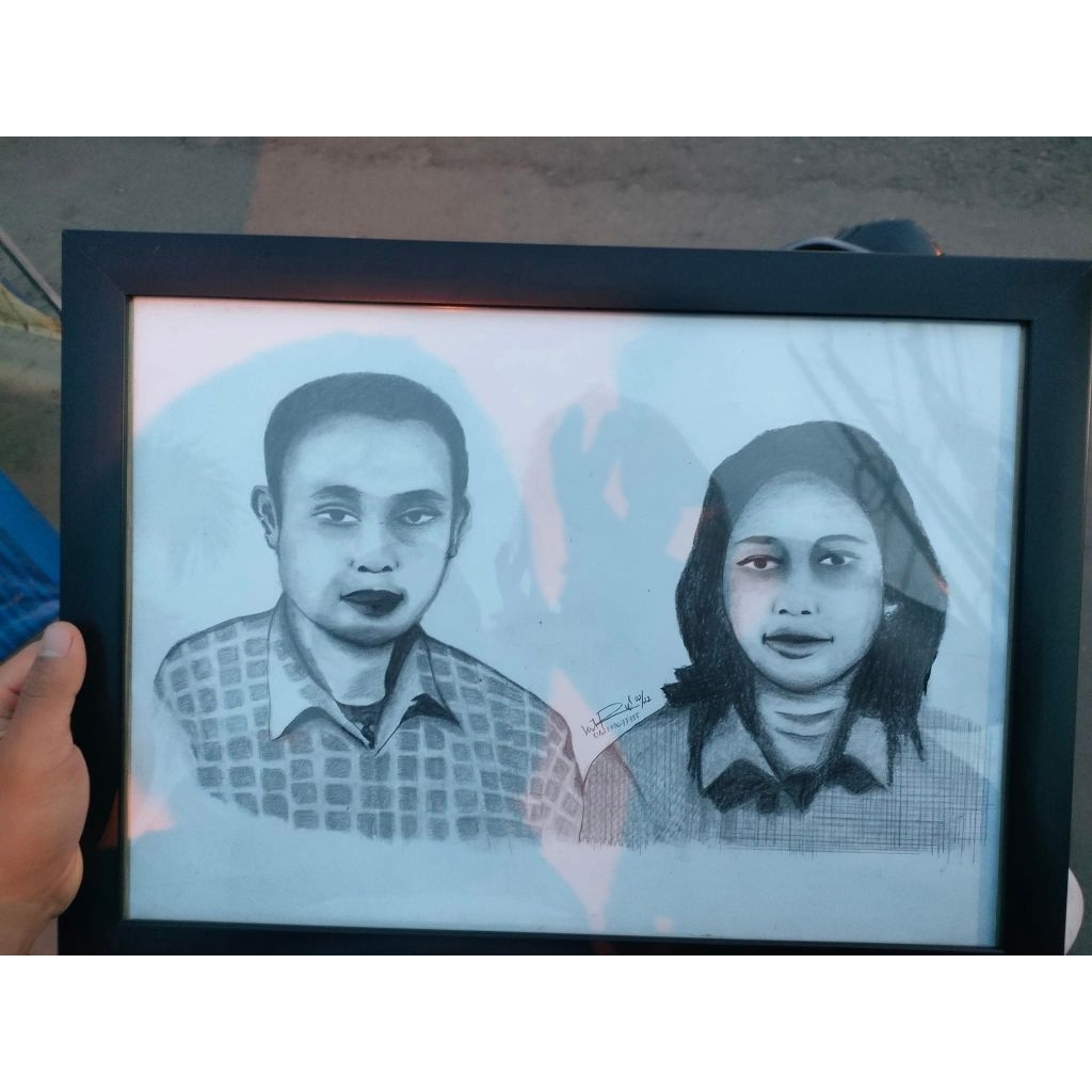 

Sketsa Wajah Khusus 2 Wajah (Baca Deskripsi)