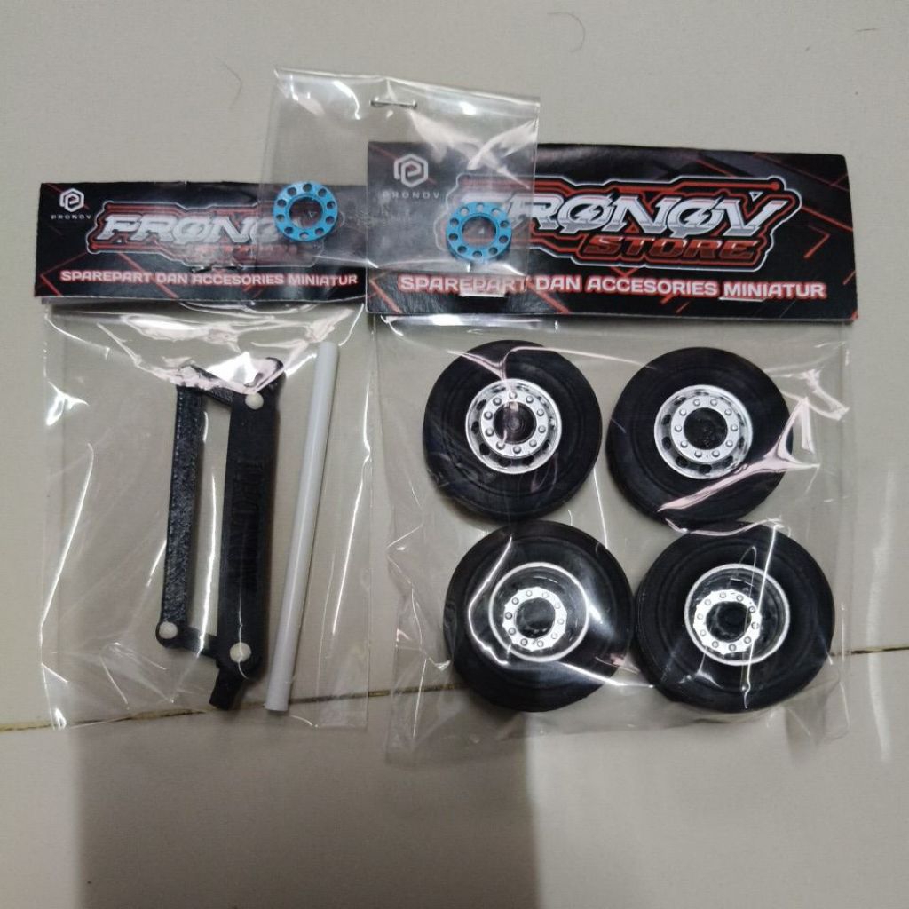 Ban Miniatur Bus Pronov