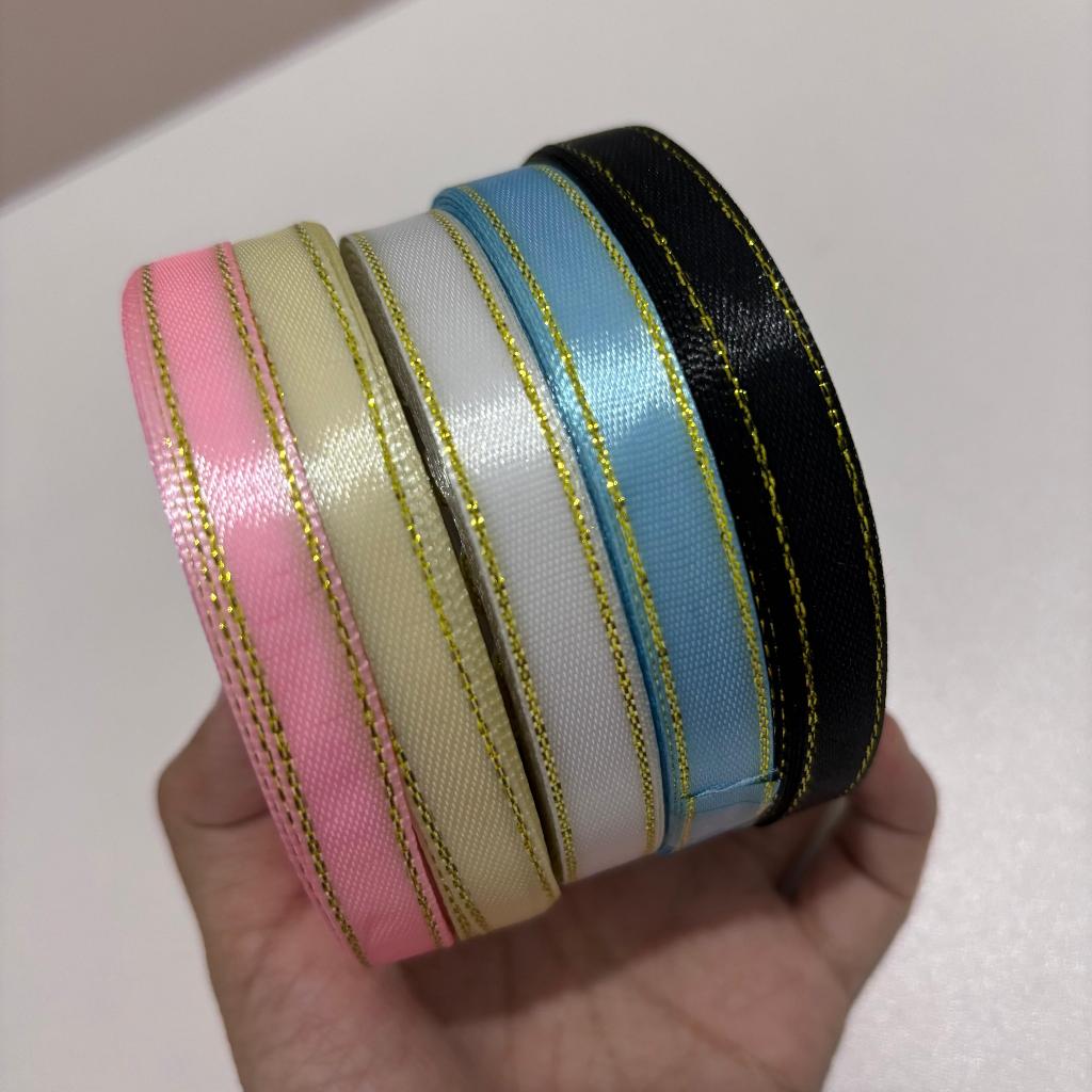 

Pita Satin Lis Emas 1 CM Pita Kado Dekorasi Pita Buket Pita Craft