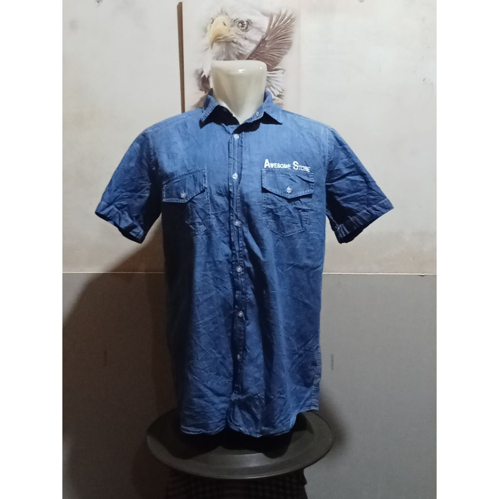 Kemeja Pendek Work Shirt GU Awesome Size LFit - L