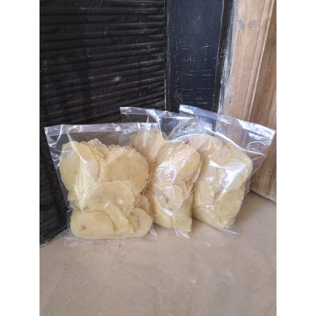 

Emping mlinjo asli Kebumen