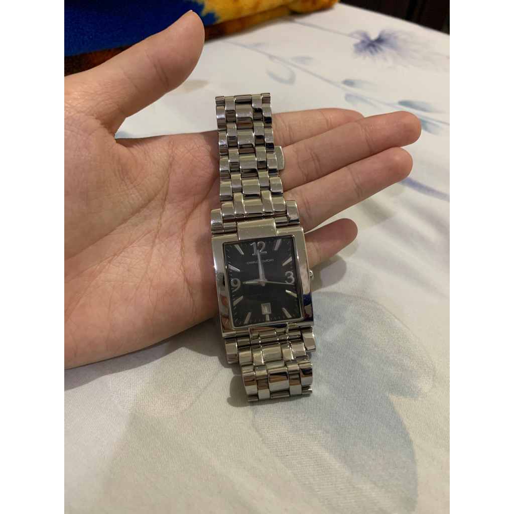 Charles Jourdan Jam Tangan wanita