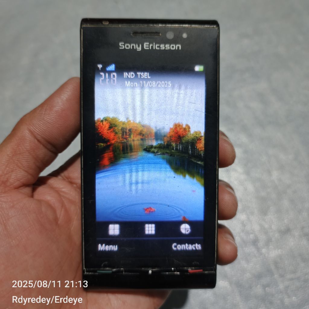 Hp Jadul Sony Ericsson U1i Satio