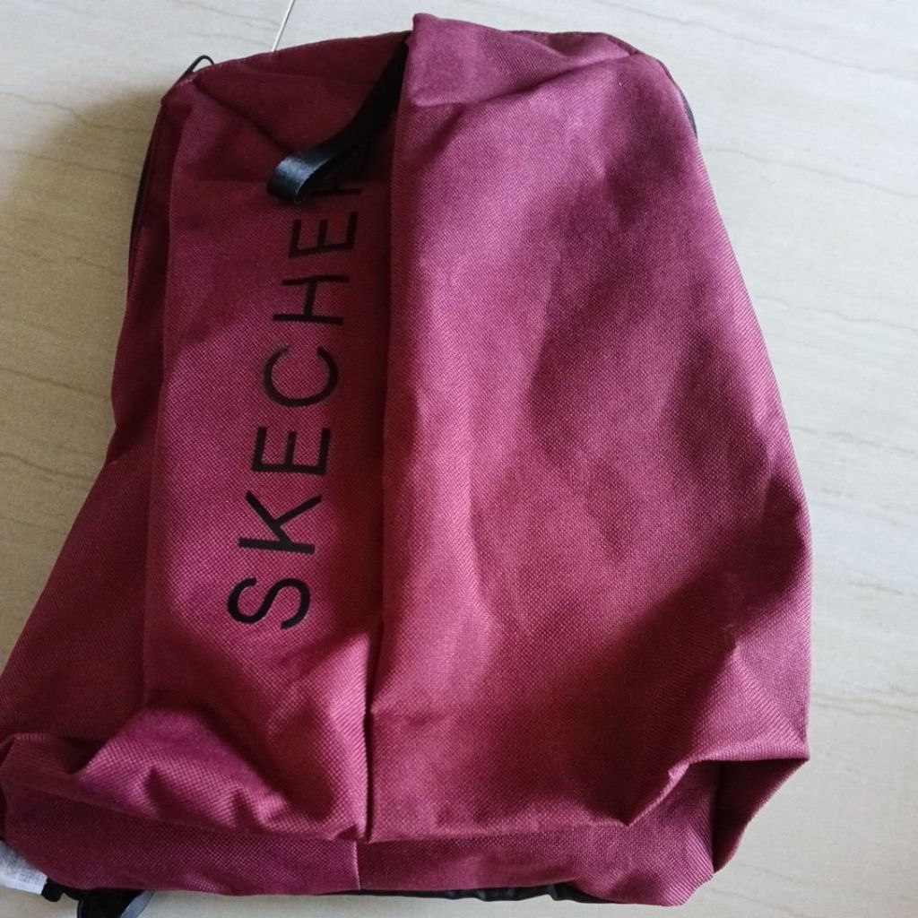 tas Skechers ORI sport station . brg new yah bukan preloved. dijual Krn tidak mau pakai lg