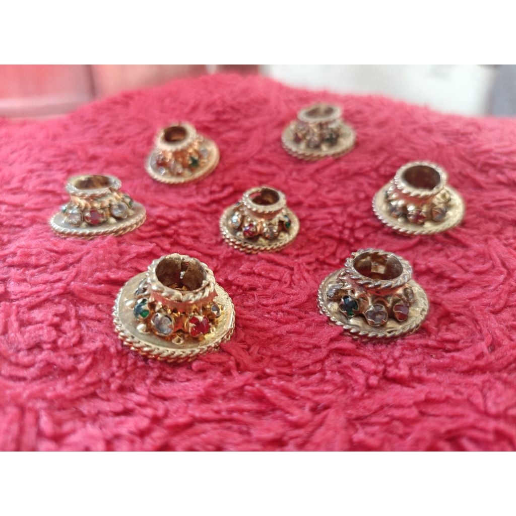 Borongan 6 Mendak Keris 1 Mendak Patrem