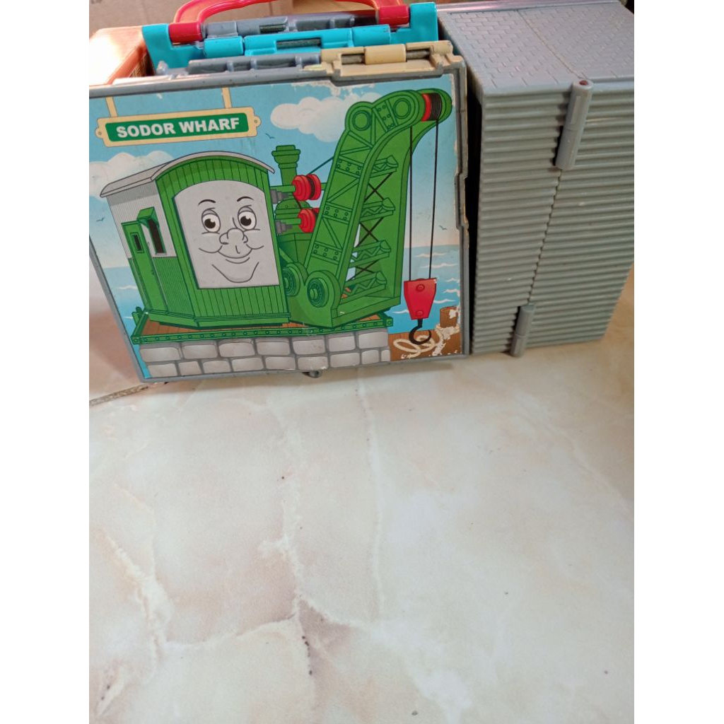 diorama Thomas preloved