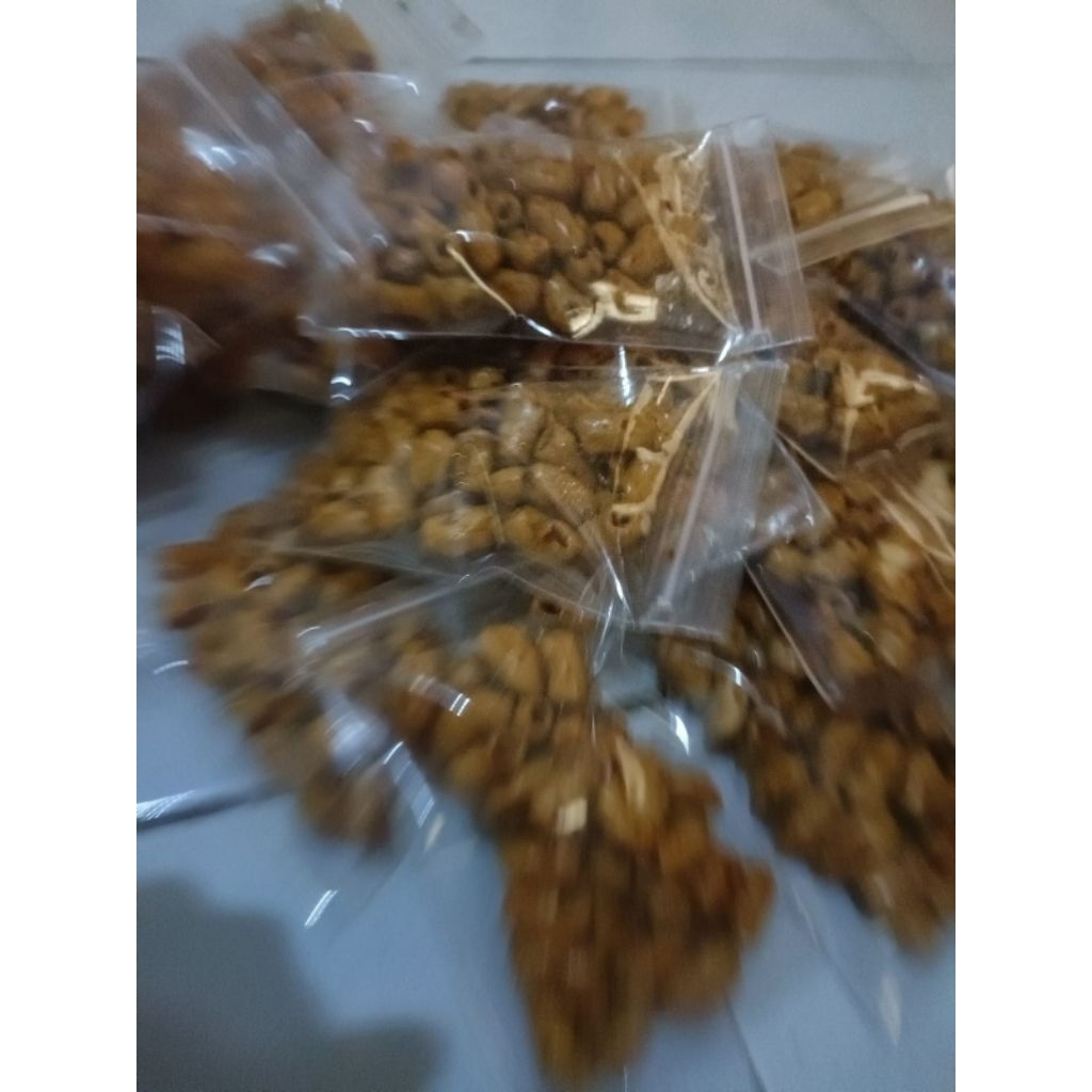 

SNACK MAHKRONI BANTET/MAKANAN RINGAN SIAAP SAJI