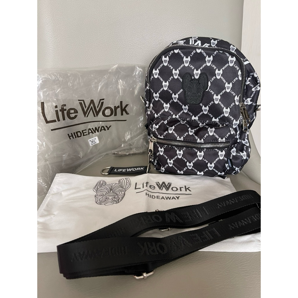 Tas Lifework Radog All Over Black Small Backpack