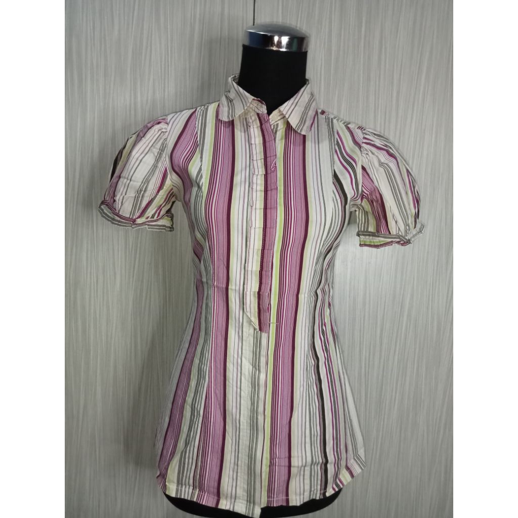 Preloved Pribadi - Kemeja wanita brand Ann Design ukuran S - Kemeja lengan pendek - Kemeja remaja