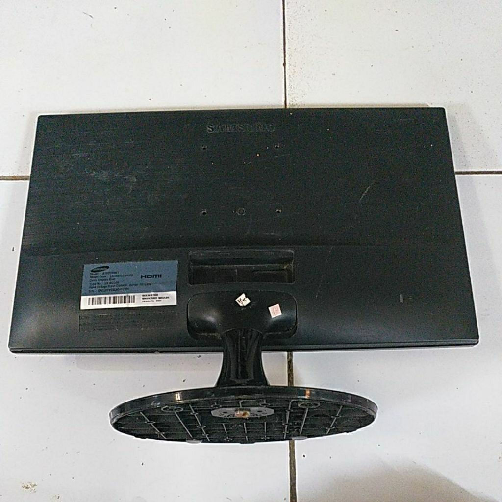 Casing Monitor Samsung S19D300HY Sesuai Gambar