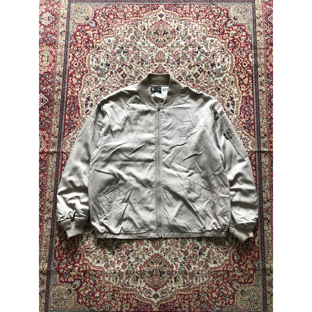 Gu x undercover bomber jacket Gu x undercover streetwear HG528