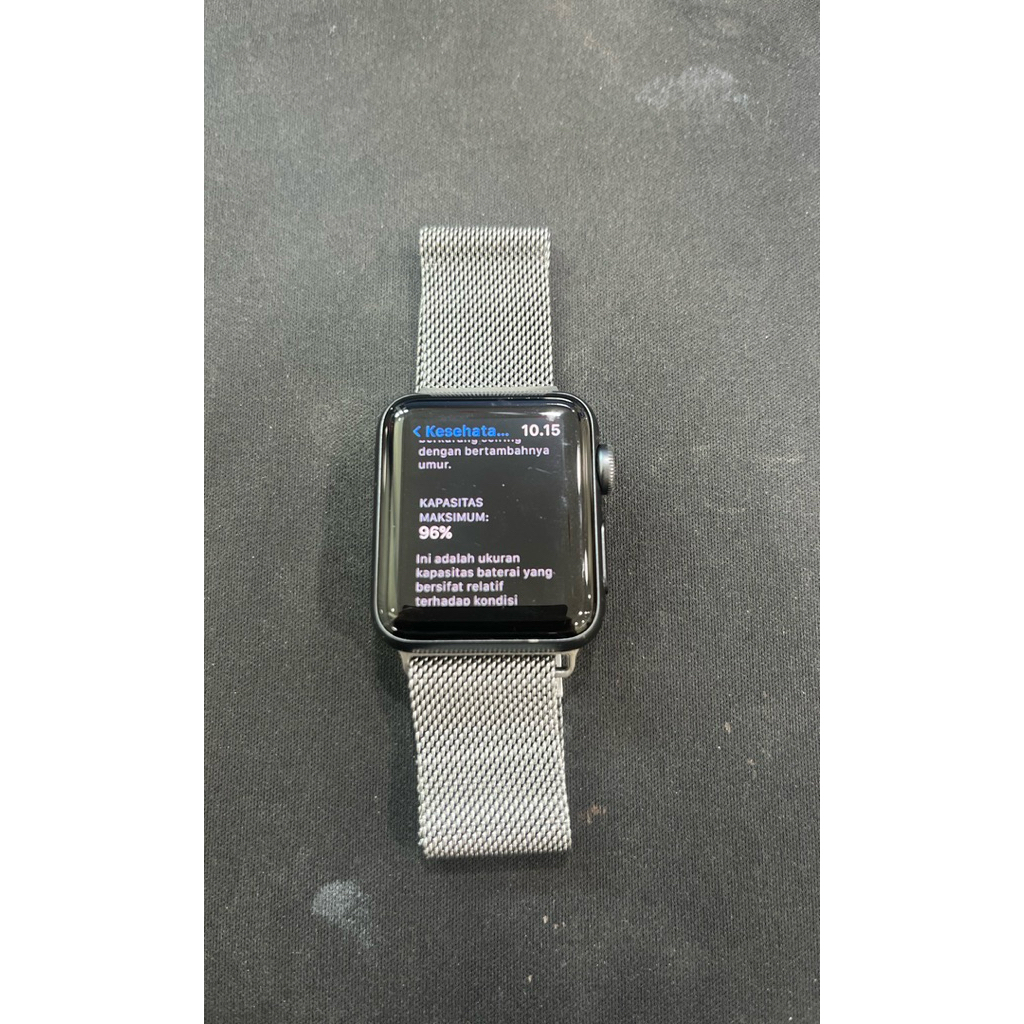 Apple watch series 3 preloved