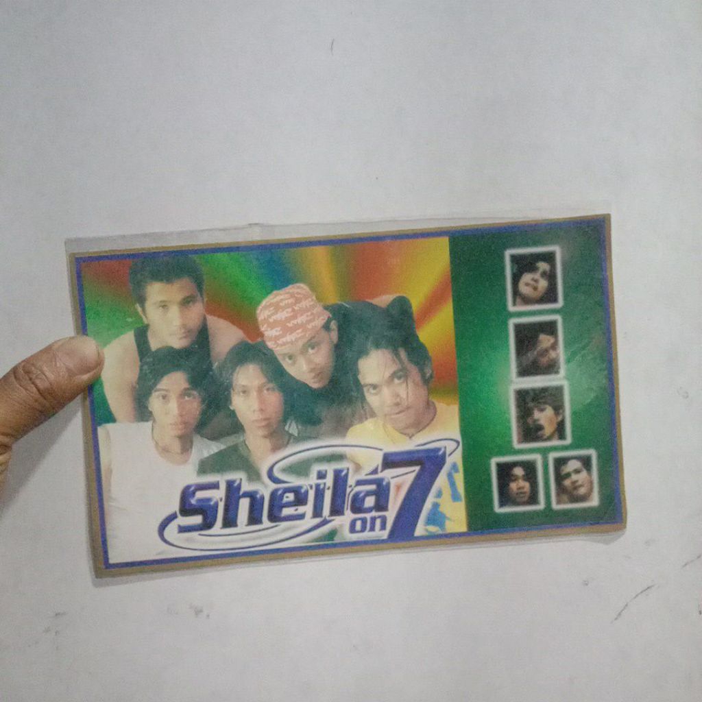 stiker retro koleksi penggemar band Sheila on 7