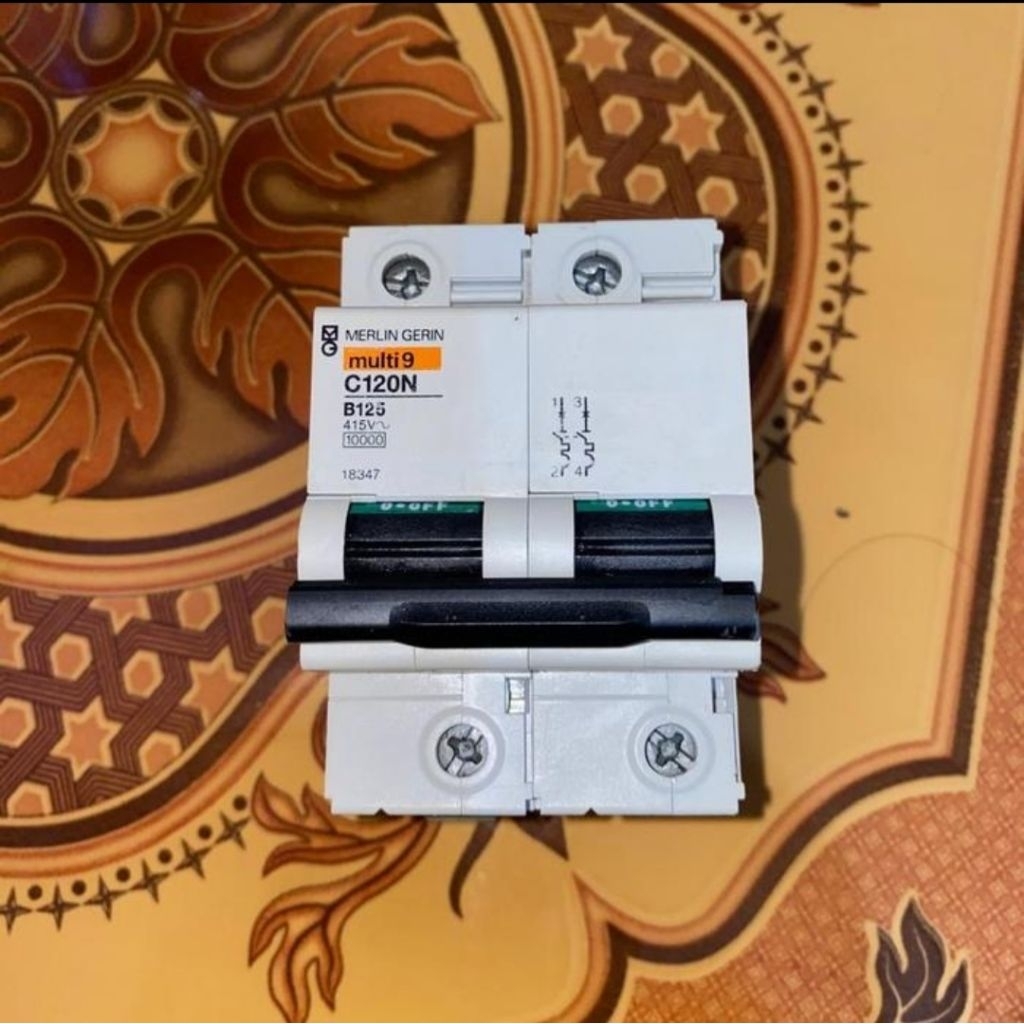 mcb 125a 2p merlin gerin