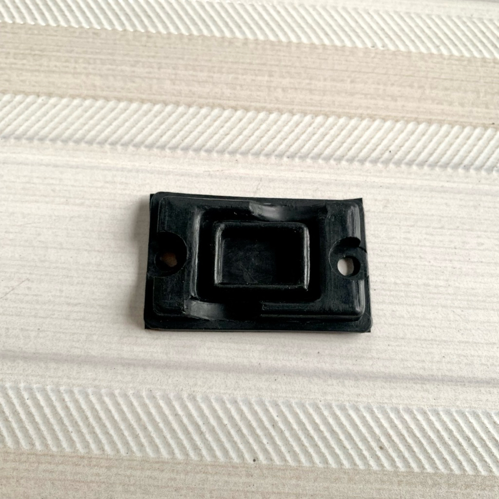 Karet Tutup Minyak Rem / Karet Tutup Master Rem Atas Vixion Old New NVL NVA Byson 1 PCS