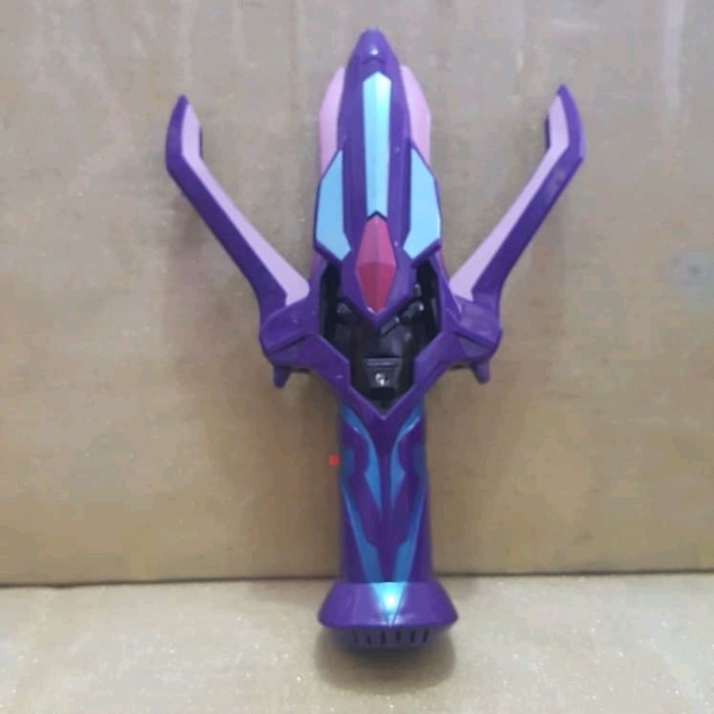 recast dx ultraman ginga dark spark alat berubah wujud dark lugiel